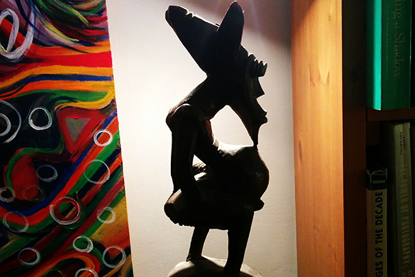 פסלון של אליל שדוני שהגיע לארצנו מאפריקה