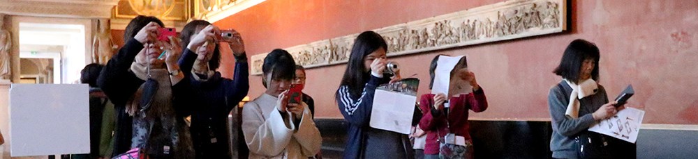 מצלמים נפרטיטי