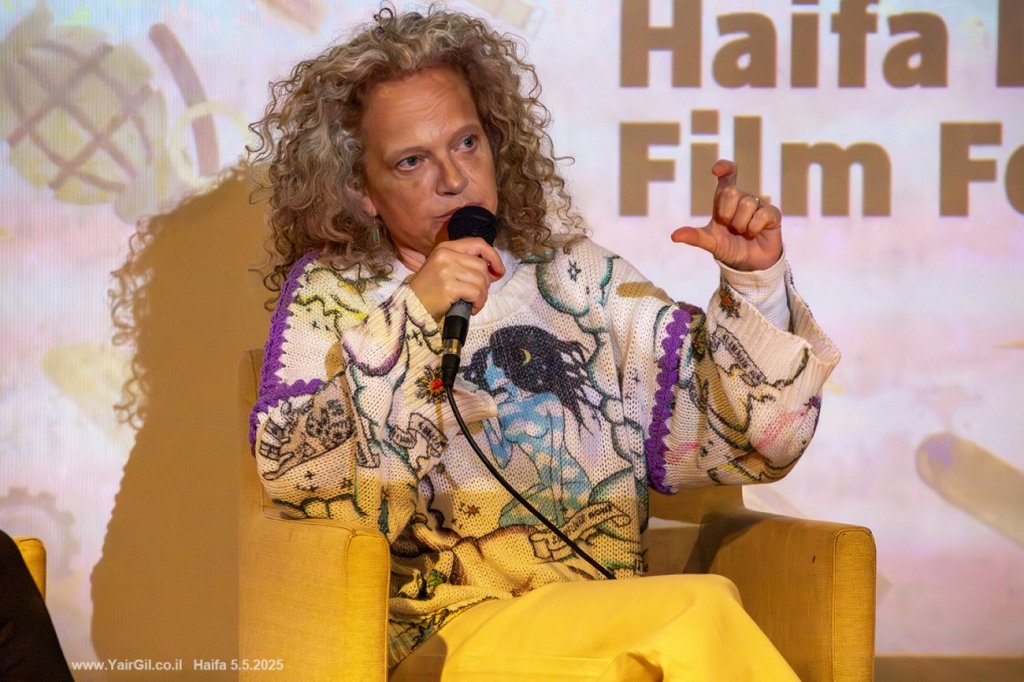 פסטיבל חיפה ה-18 לסרטי פועלים; דיון לפני הסרט האחרון בפסטיבל. בתמונה ד"ר נועה לביא, חברה בועד הסגל הבכיר במכללה האקדמית ת"א-יפו וחברה באיגוד הסגל הבכיר במכללות הציבוריות המאוגדות בכוח לעובדים. 
5.5.2025 סינמטק חיפה