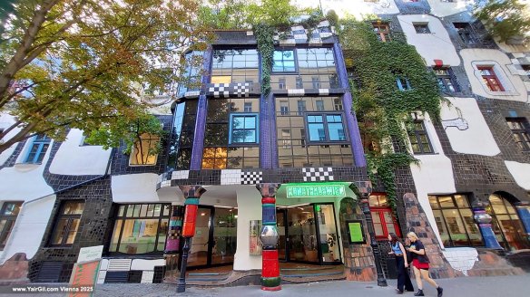 פרידנסרייך הונדרטוואסר, וינה